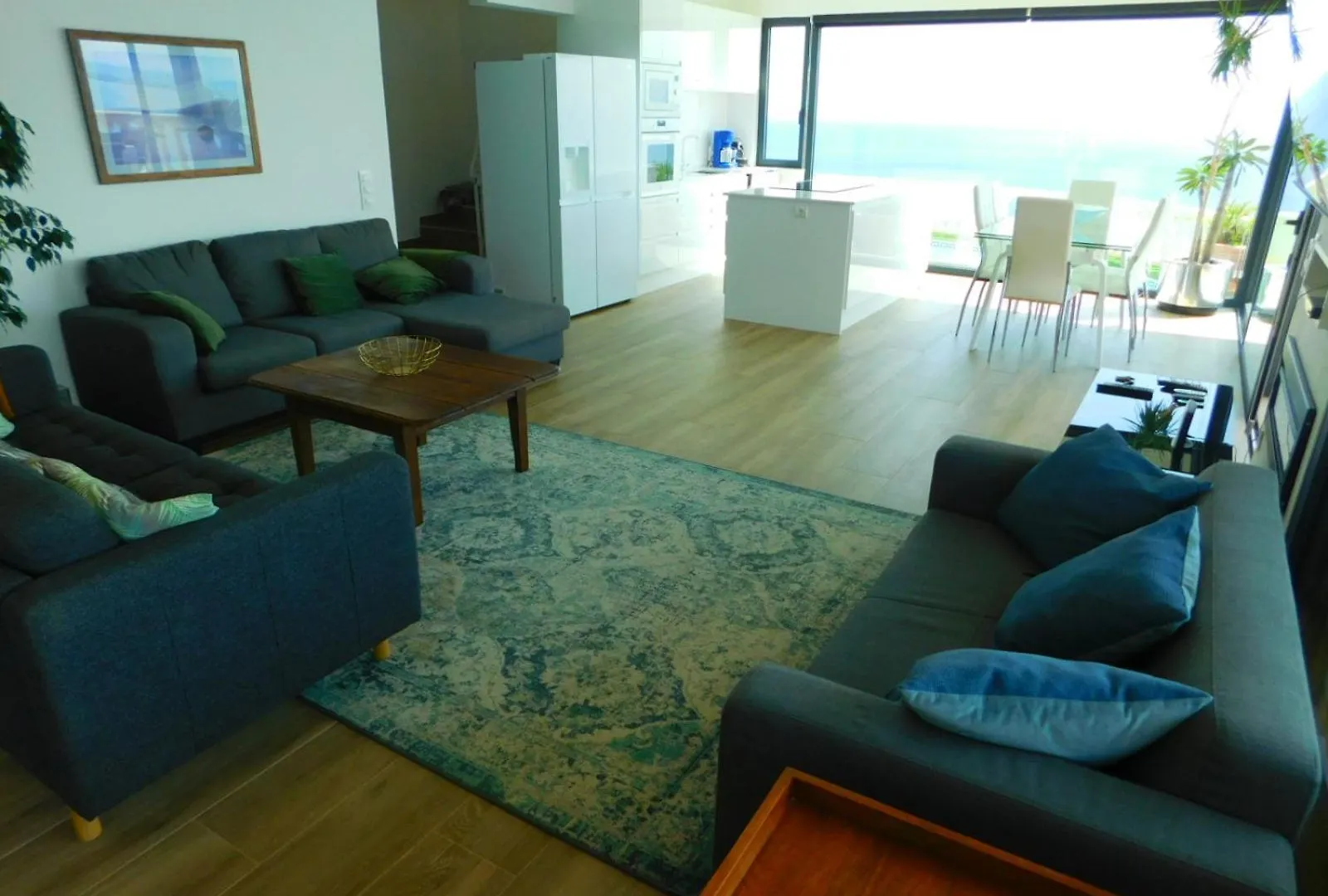 Gmid Immo A228 Casa Unica Villa Roses 0*,