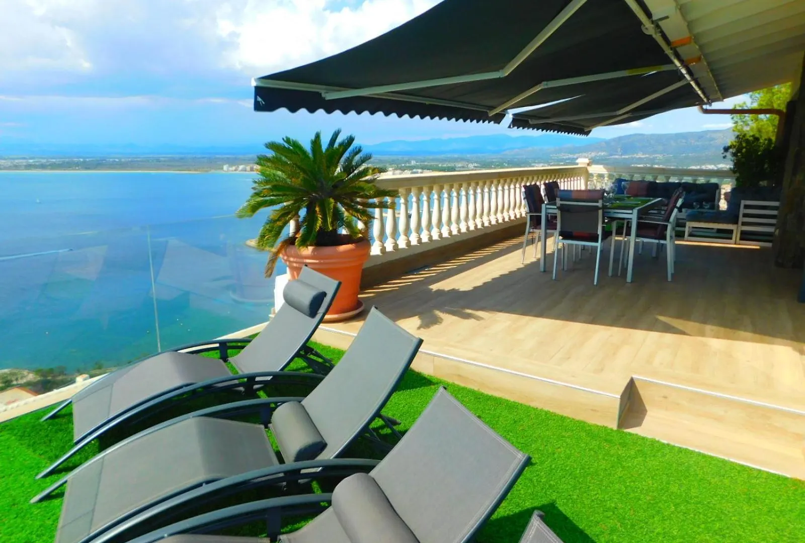 Villa Gmid Immo A228 Casa Unica Roses