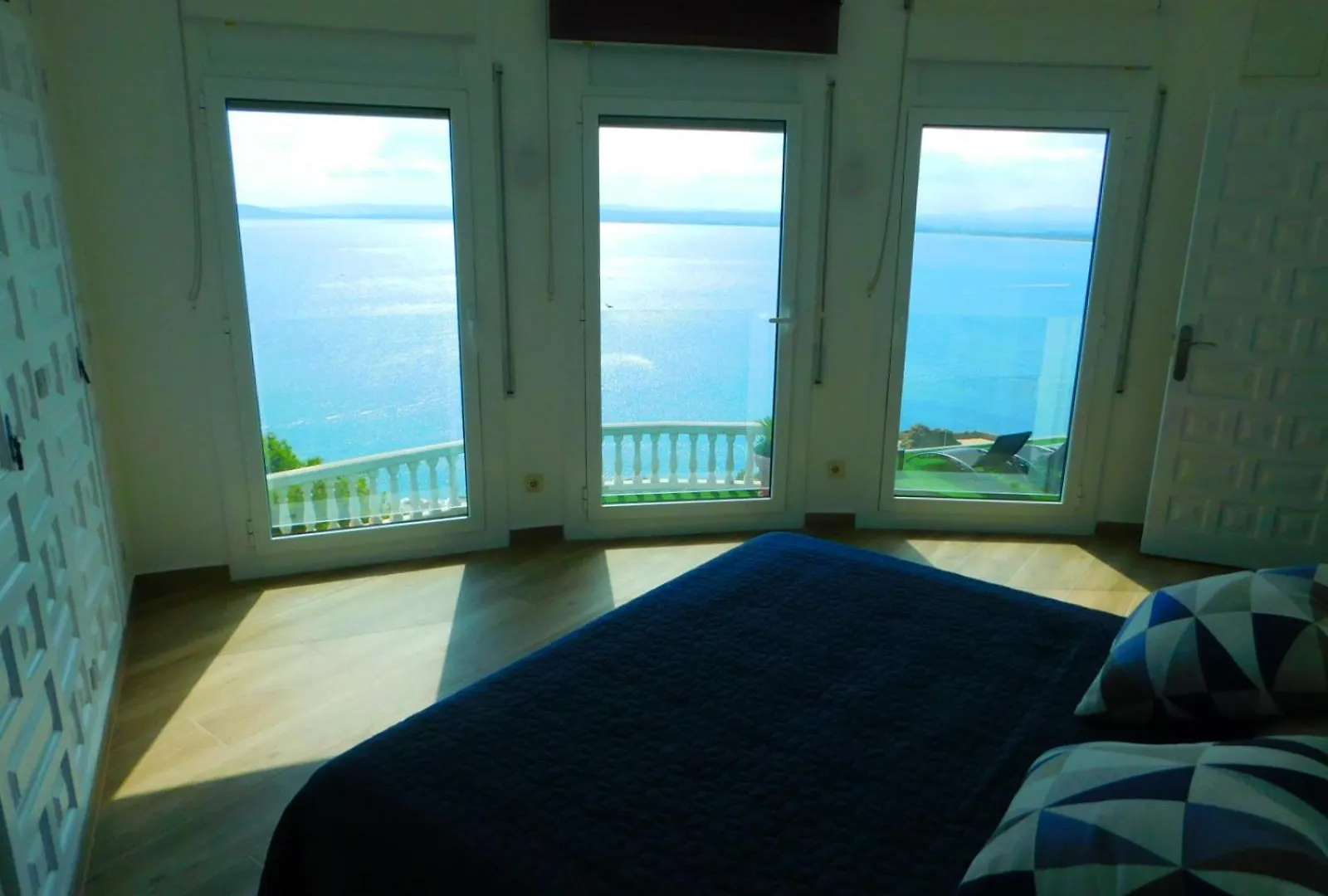Villa Gmid Immo A228 Casa Unica Roses