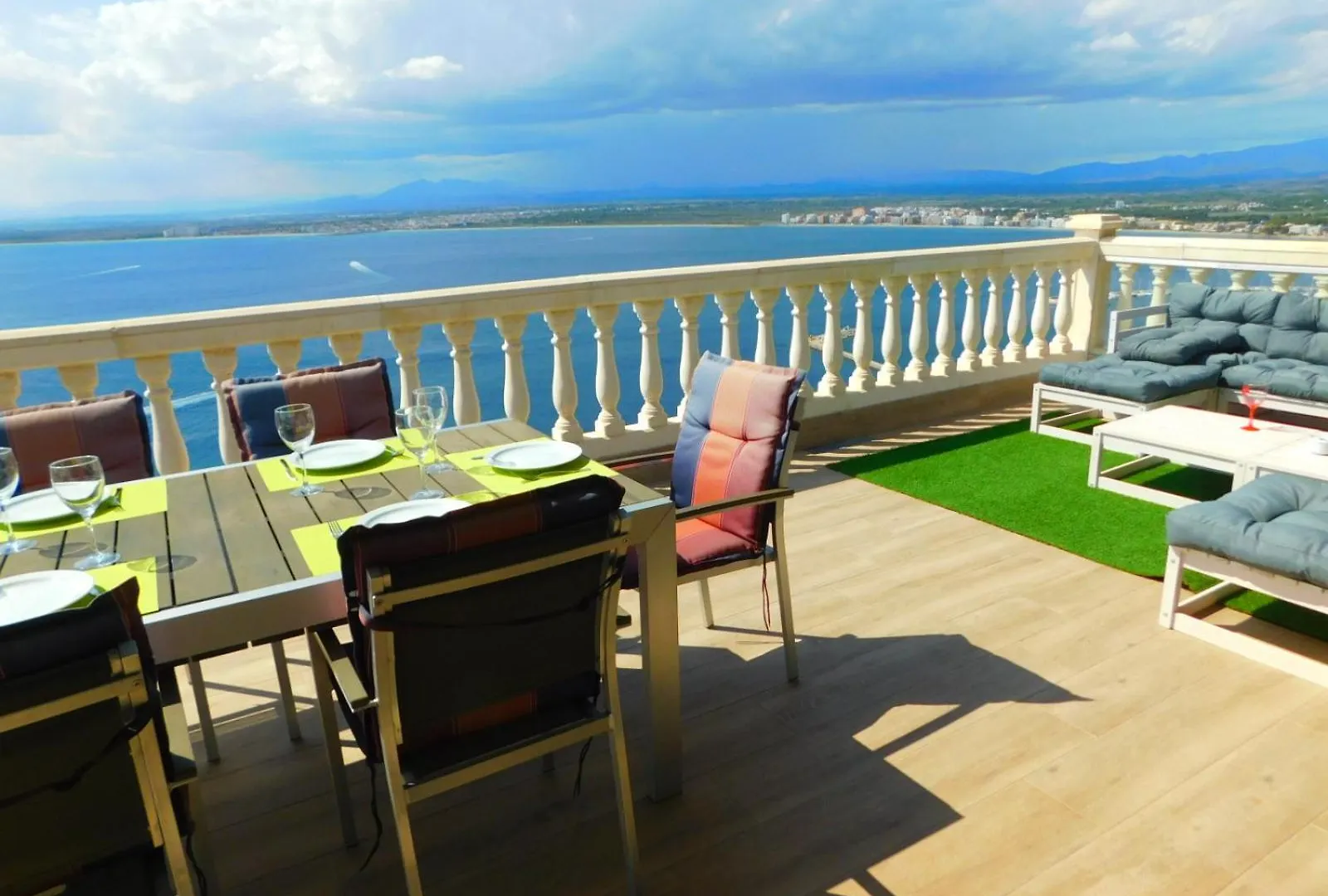 Villa Gmid Immo A228 Casa Unica Roses